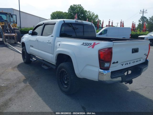 Photo 2 VIN: 3TMCZ5AN2KM227703 - TOYOTA TACOMA 