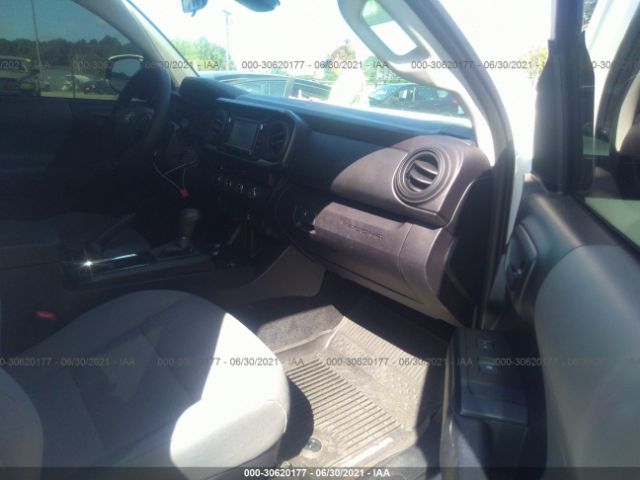 Photo 4 VIN: 3TMCZ5AN2KM255856 - TOYOTA TACOMA 4WD 