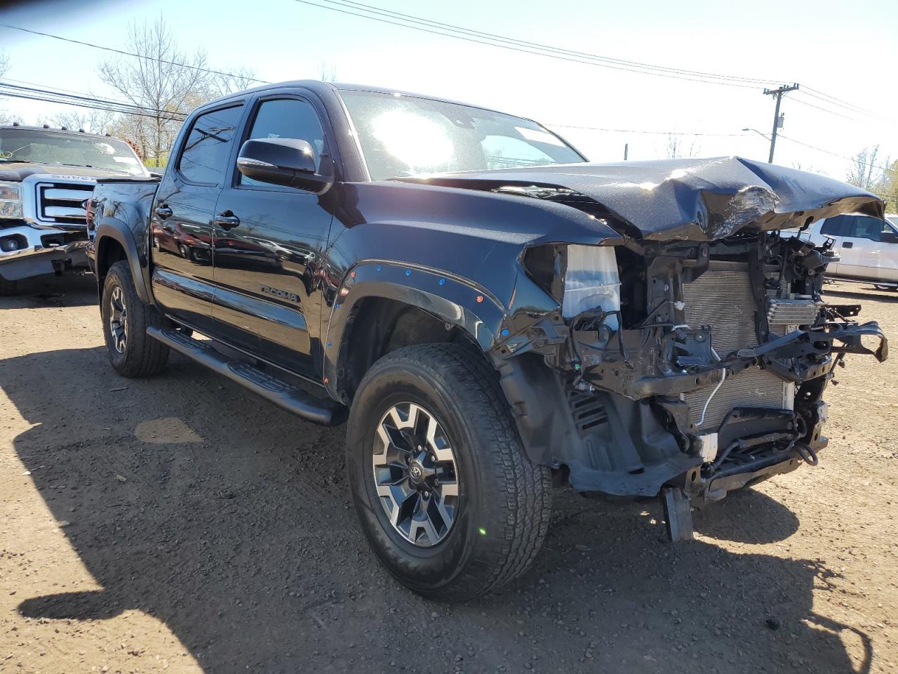 Photo 3 VIN: 3TMCZ5AN2KM257722 - TOYOTA TACOMA 