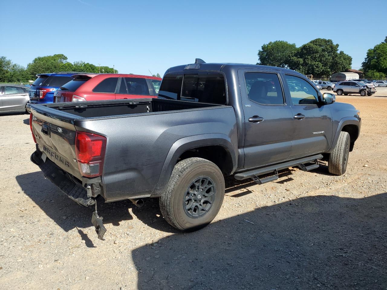 Photo 2 VIN: 3TMCZ5AN2NM470240 - TOYOTA TACOMA 