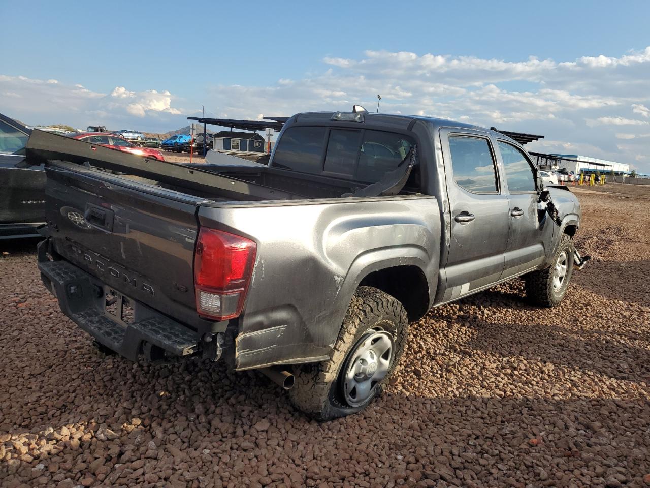 Photo 2 VIN: 3TMCZ5AN2NM496658 - TOYOTA TACOMA 