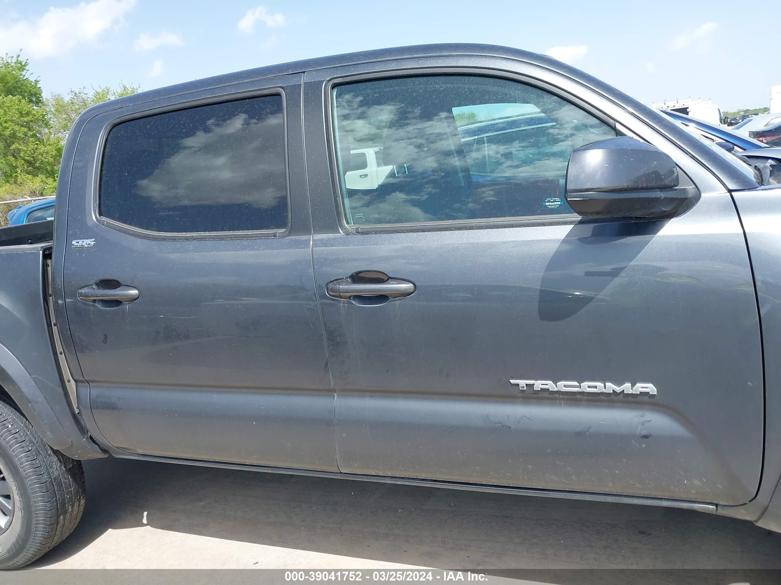 Photo 12 VIN: 3TMCZ5AN2PM543531 - TOYOTA TACOMA 