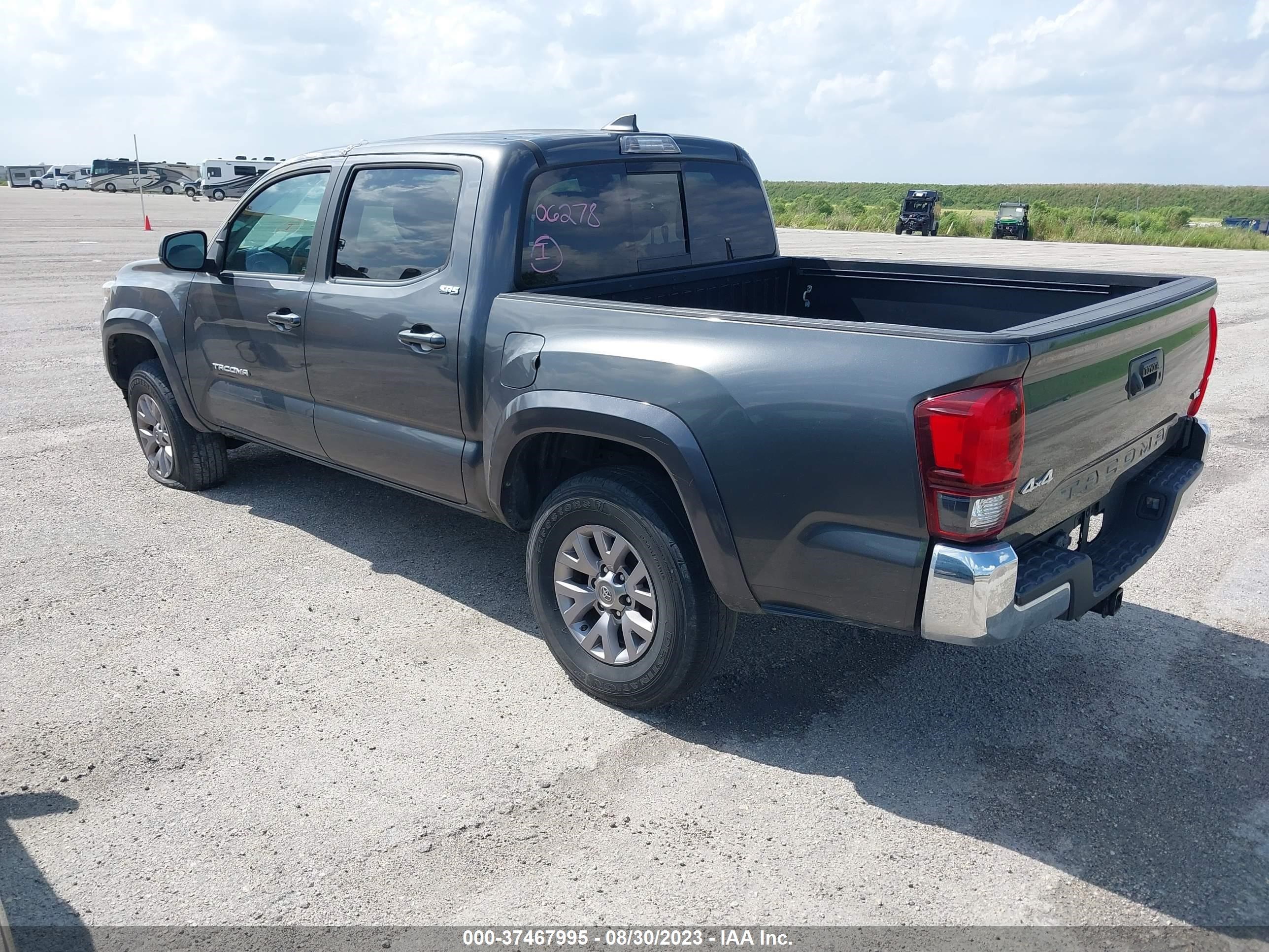 Photo 3 VIN: 3TMCZ5AN3KM216225 - TOYOTA TACOMA 