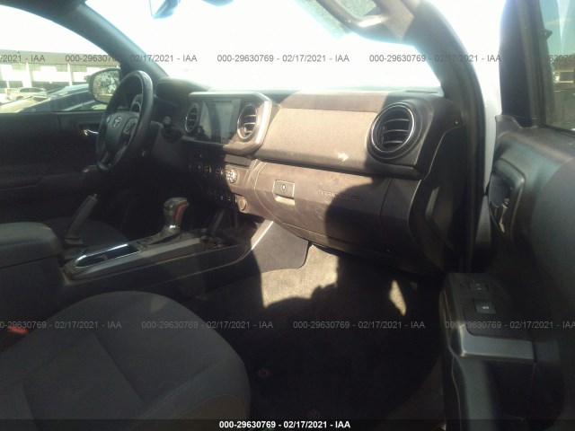 Photo 4 VIN: 3TMCZ5AN3KM258250 - TOYOTA TACOMA 4WD 