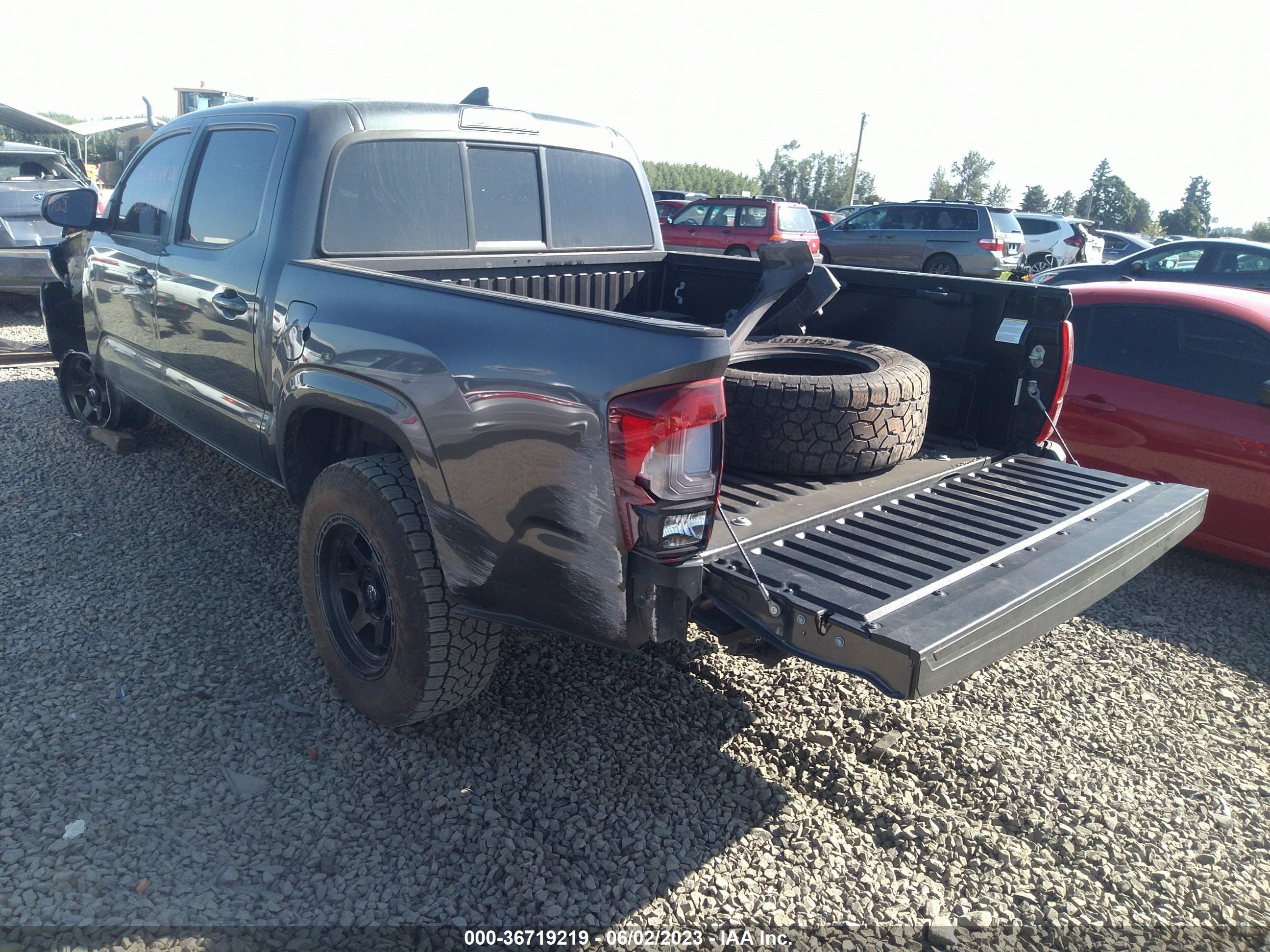 Photo 2 VIN: 3TMCZ5AN3KM272391 - TOYOTA TACOMA 