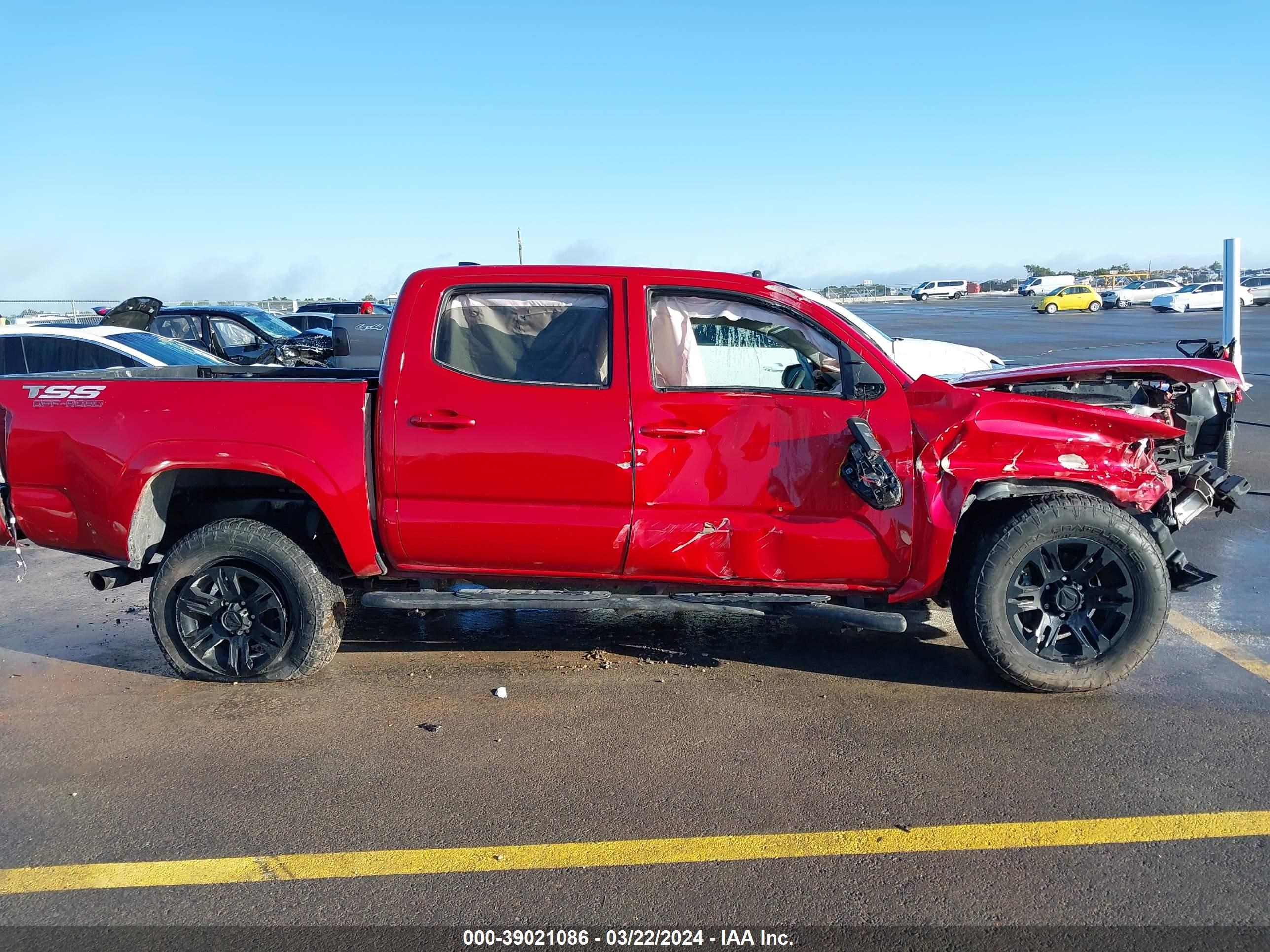 Photo 13 VIN: 3TMCZ5AN3NM486334 - TOYOTA TACOMA 