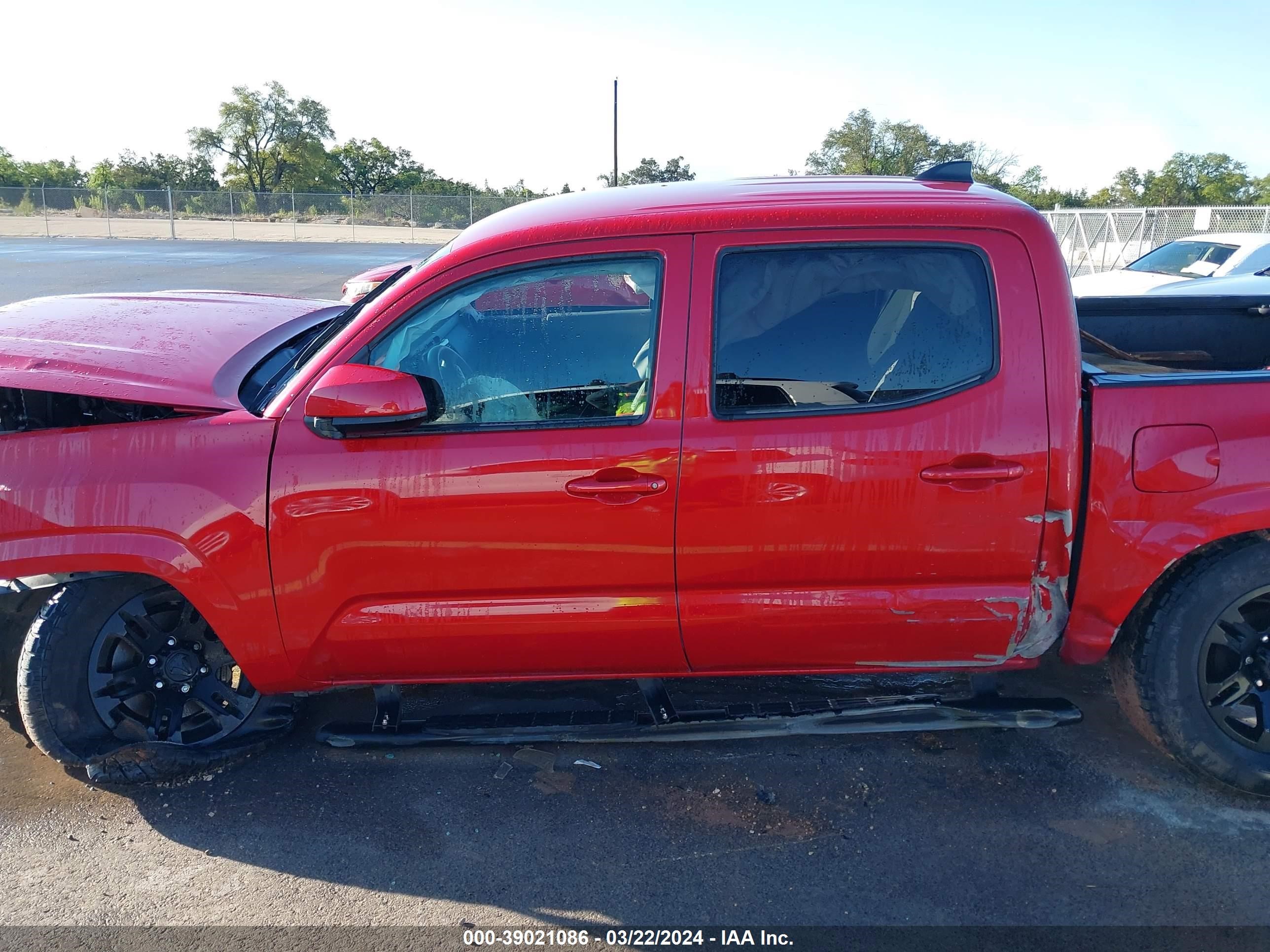 Photo 14 VIN: 3TMCZ5AN3NM486334 - TOYOTA TACOMA 