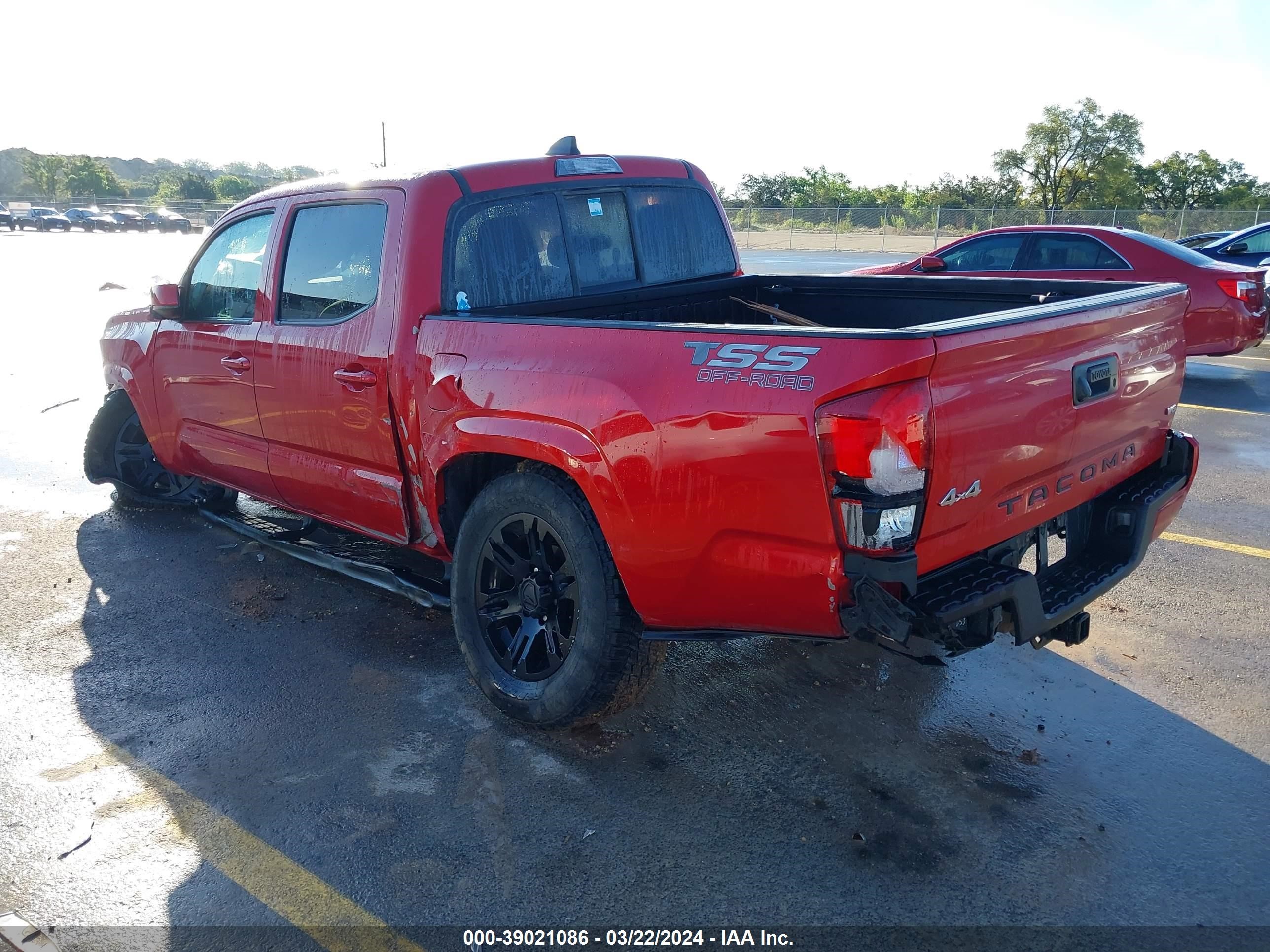 Photo 2 VIN: 3TMCZ5AN3NM486334 - TOYOTA TACOMA 