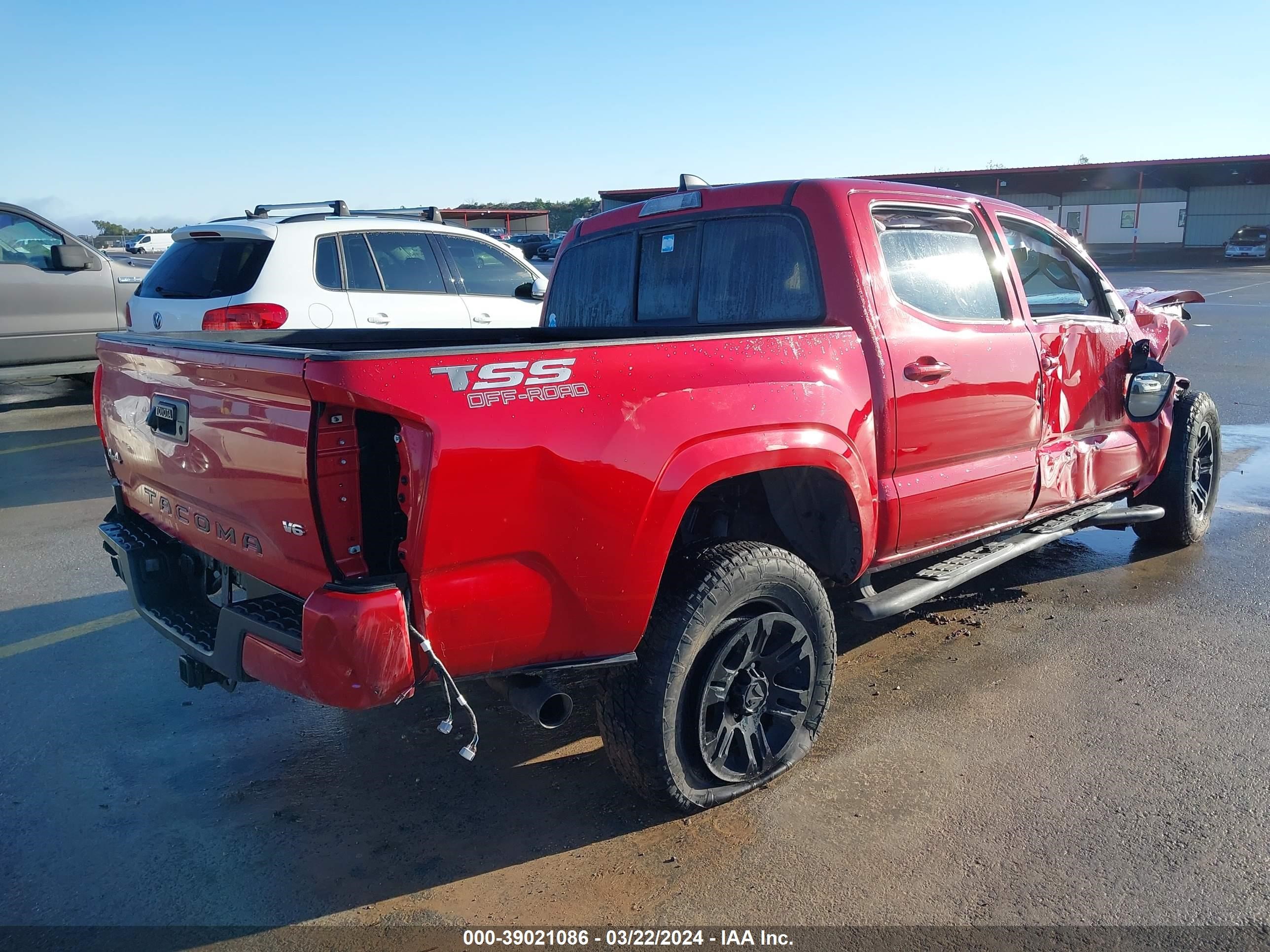 Photo 3 VIN: 3TMCZ5AN3NM486334 - TOYOTA TACOMA 