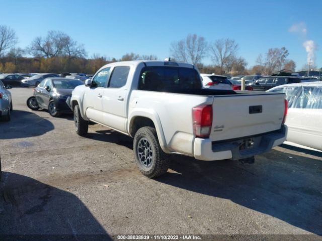 Photo 2 VIN: 3TMCZ5AN3NM492005 - TOYOTA TACOMA 