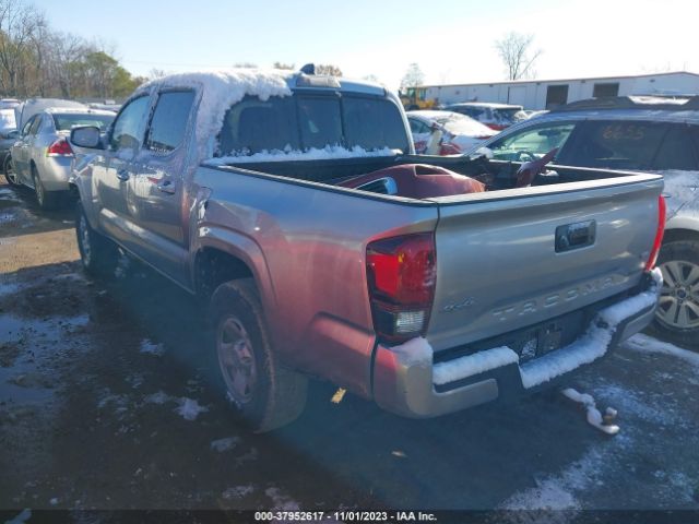 Photo 2 VIN: 3TMCZ5AN3NM529974 - TOYOTA TACOMA 