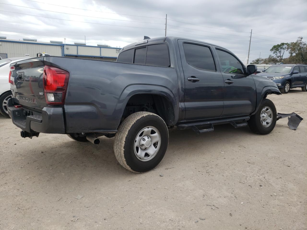 Photo 2 VIN: 3TMCZ5AN3PM589790 - TOYOTA TACOMA 