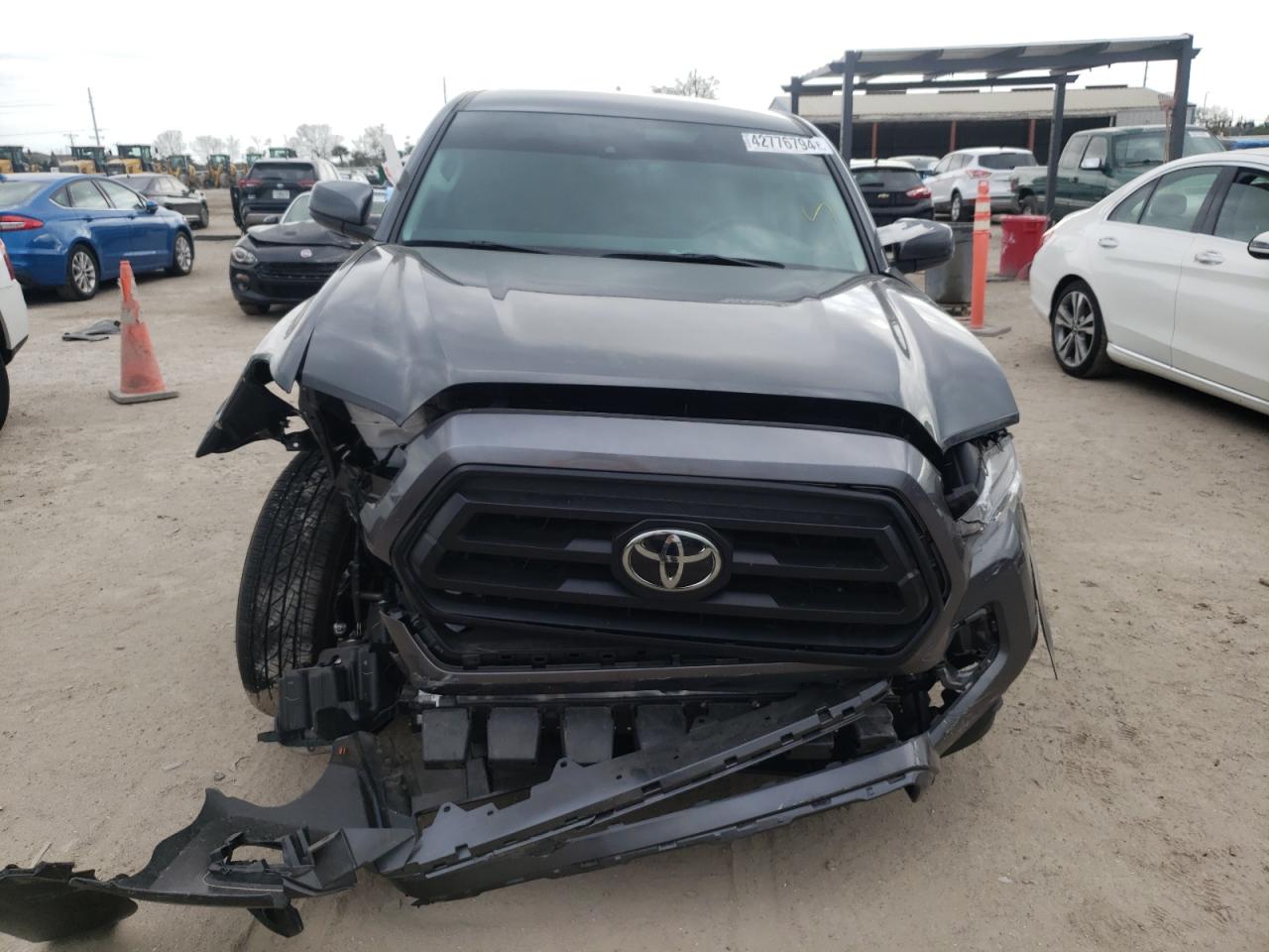 Photo 4 VIN: 3TMCZ5AN3PM589790 - TOYOTA TACOMA 