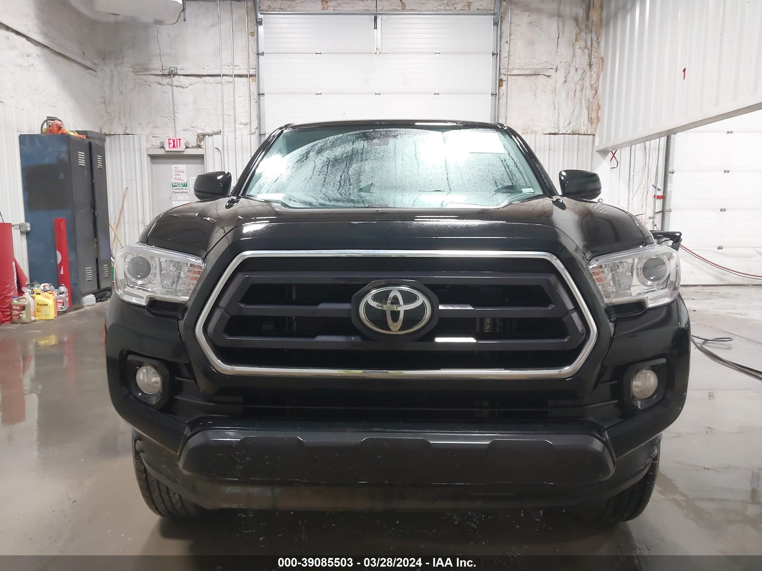 Photo 11 VIN: 3TMCZ5AN3PM599770 - TOYOTA TACOMA 