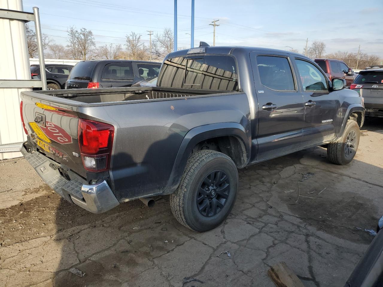 Photo 2 VIN: 3TMCZ5AN3PM609861 - TOYOTA TACOMA 