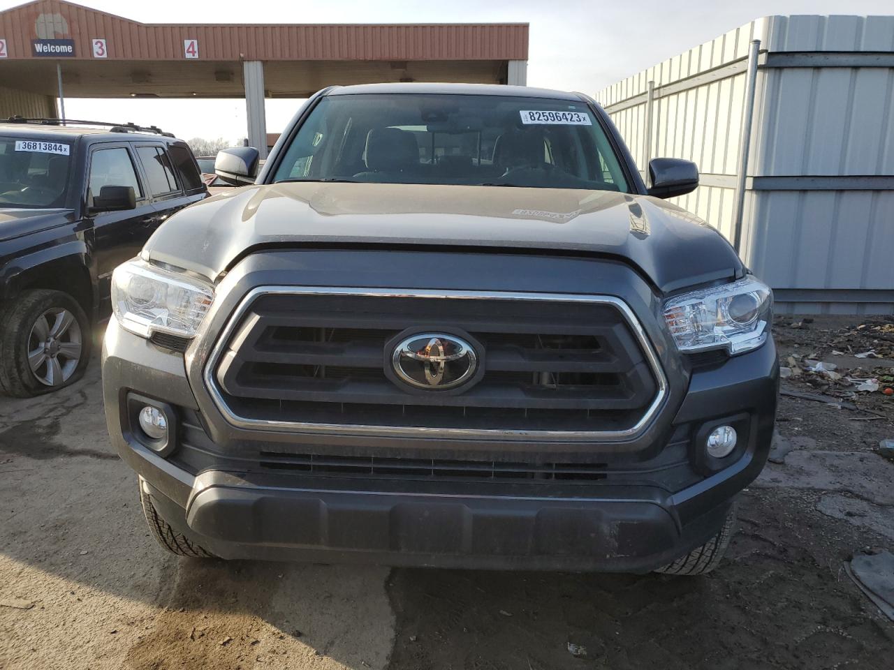 Photo 4 VIN: 3TMCZ5AN3PM609861 - TOYOTA TACOMA 