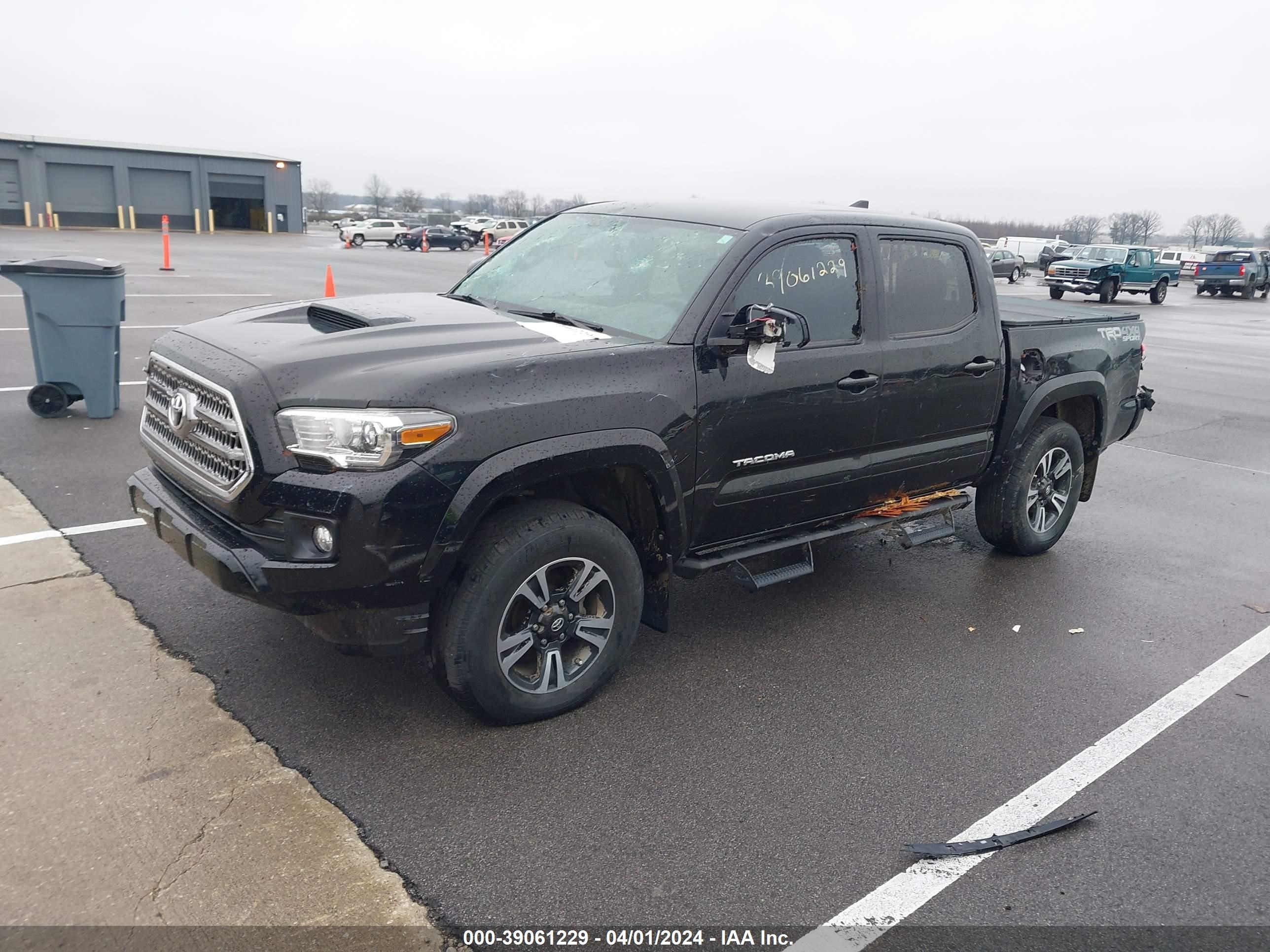 Photo 1 VIN: 3TMCZ5AN4HM062682 - TOYOTA TACOMA 