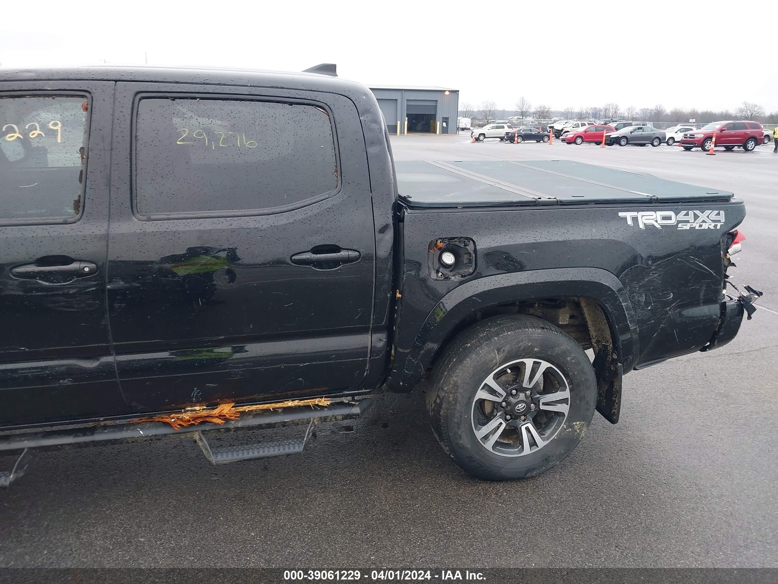 Photo 19 VIN: 3TMCZ5AN4HM062682 - TOYOTA TACOMA 