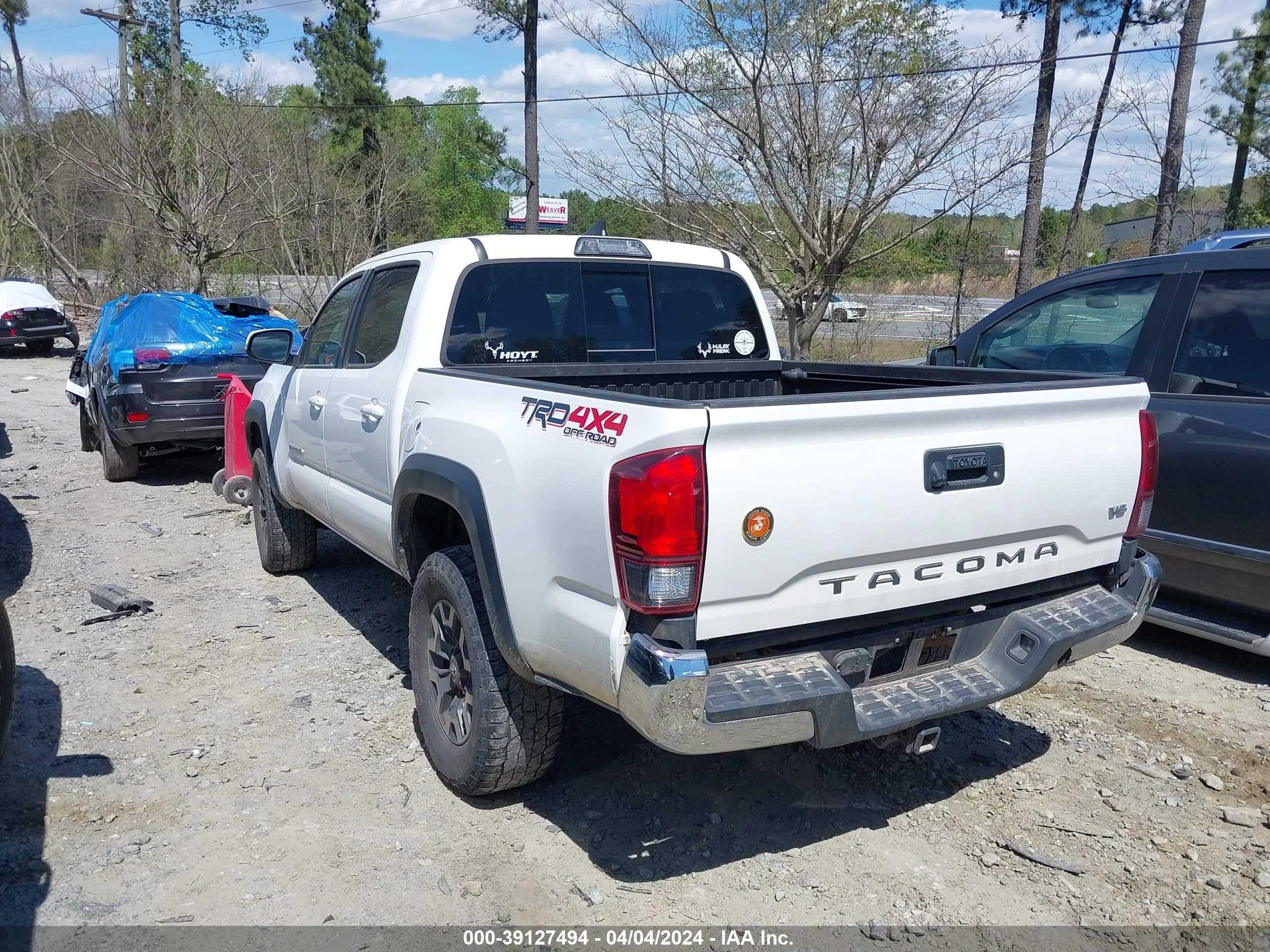 Photo 2 VIN: 3TMCZ5AN4KM222454 - TOYOTA TACOMA 