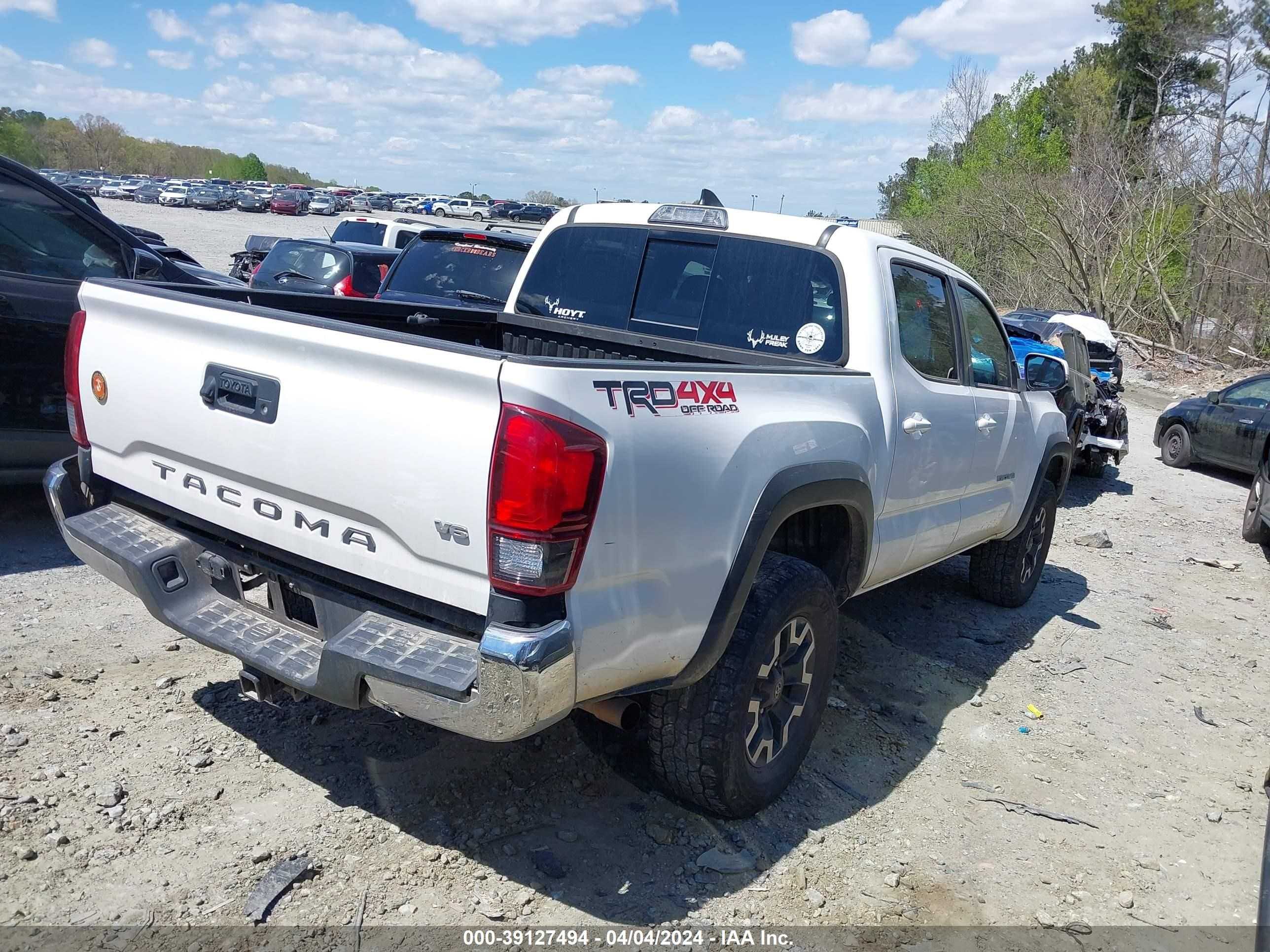 Photo 3 VIN: 3TMCZ5AN4KM222454 - TOYOTA TACOMA 