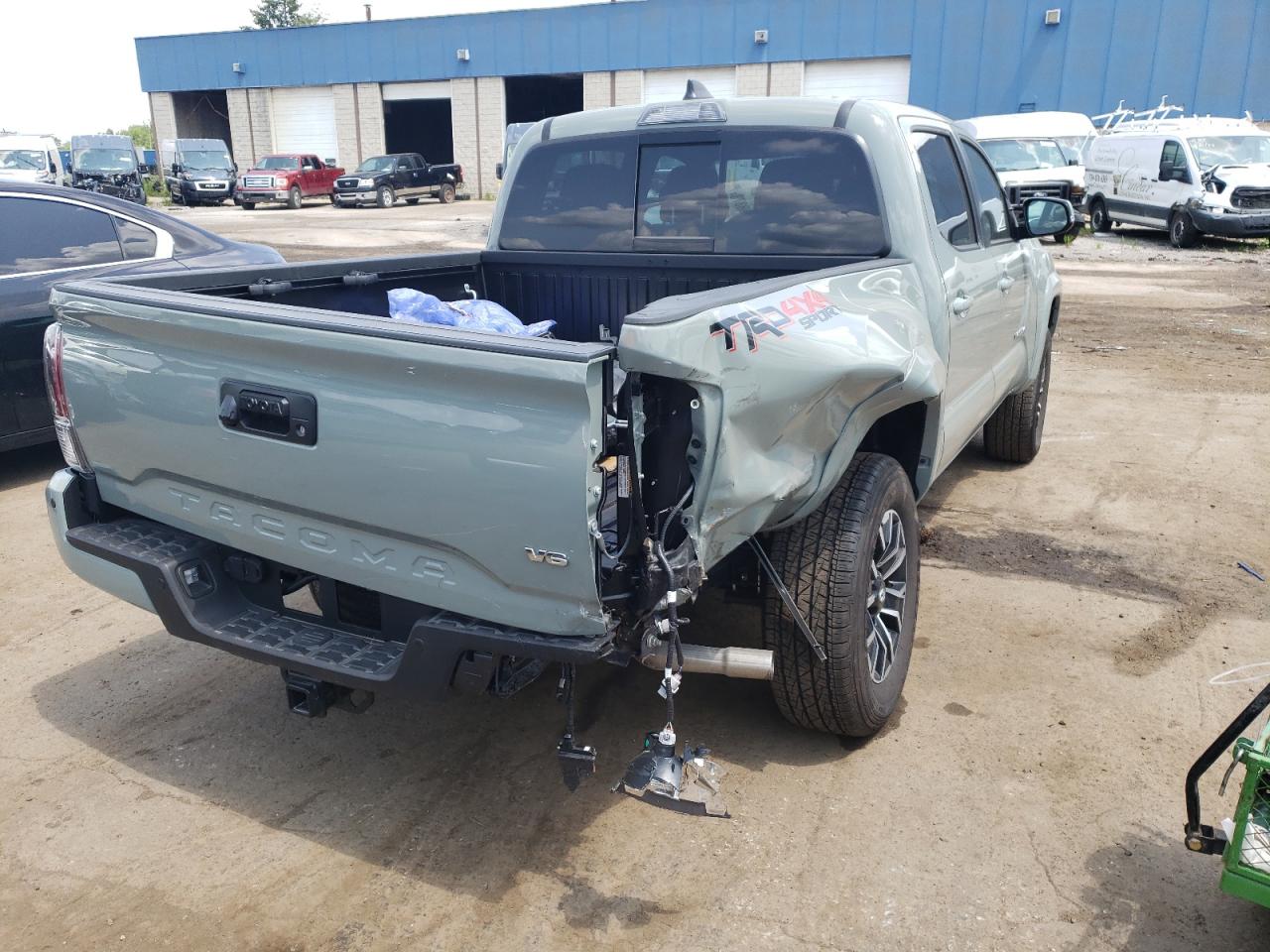 Photo 2 VIN: 3TMCZ5AN4PM539061 - TOYOTA TACOMA 