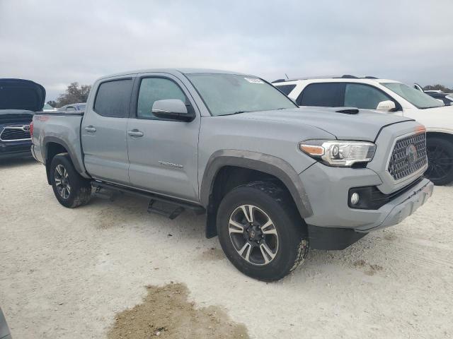 Photo 3 VIN: 3TMCZ5AN5JM140697 - TOYOTA TACOMA DOU 