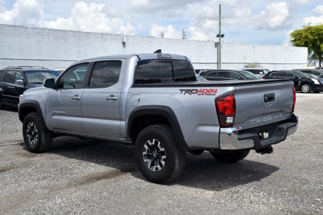 Photo 2 VIN: 3TMCZ5AN5JM165423 - TOYOTA TACOMA DOU 