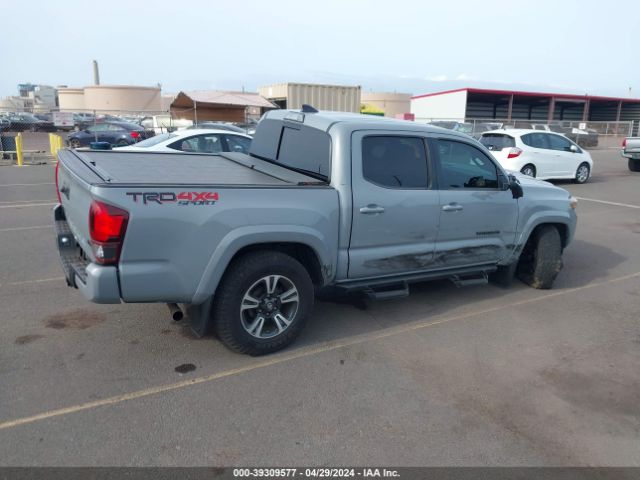 Photo 3 VIN: 3TMCZ5AN5JM176941 - TOYOTA TACOMA 