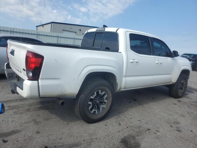 Photo 2 VIN: 3TMCZ5AN5KM239621 - TOYOTA TACOMA DOU 