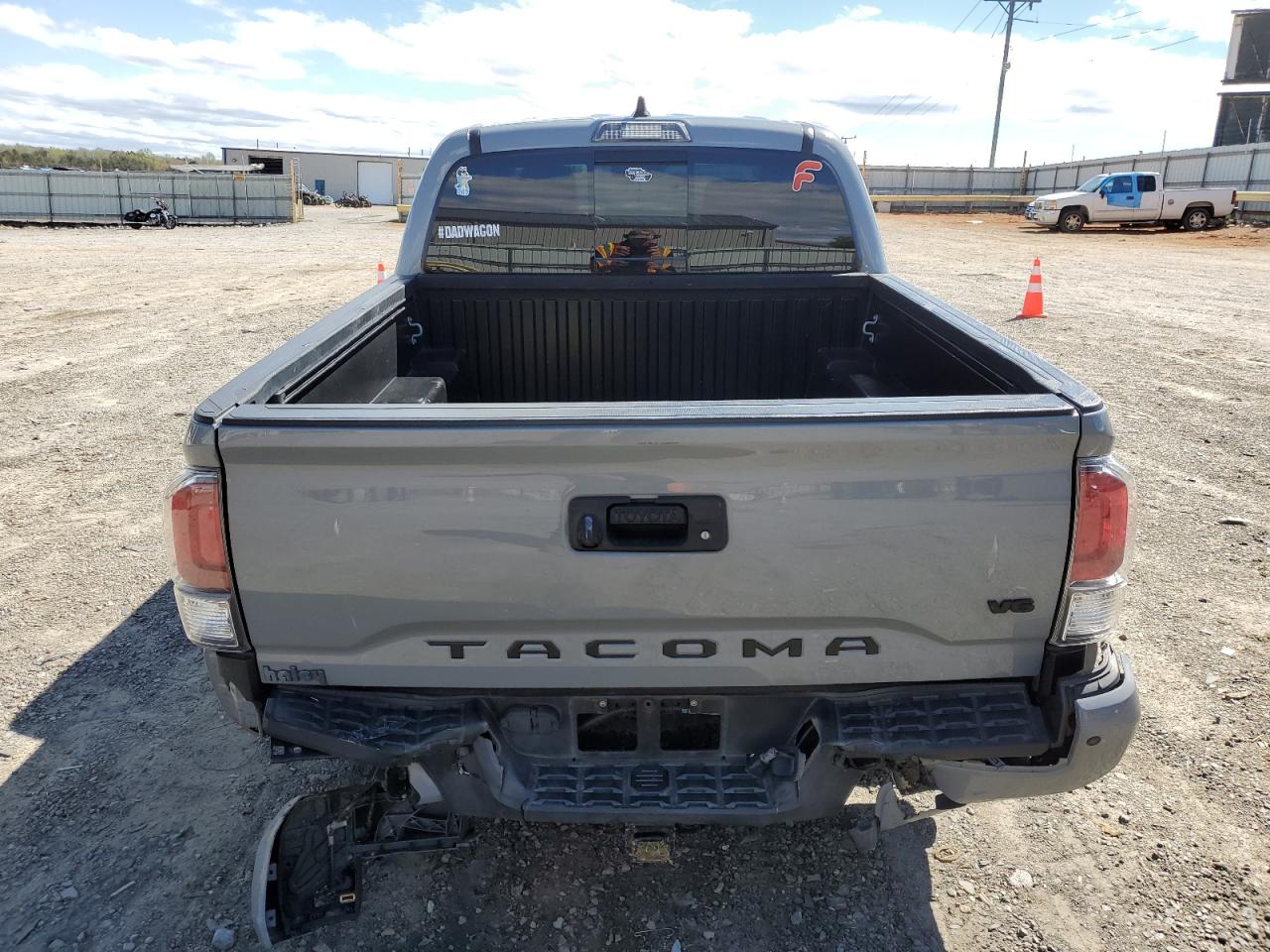 Photo 5 VIN: 3TMCZ5AN5MM381955 - TOYOTA TACOMA 