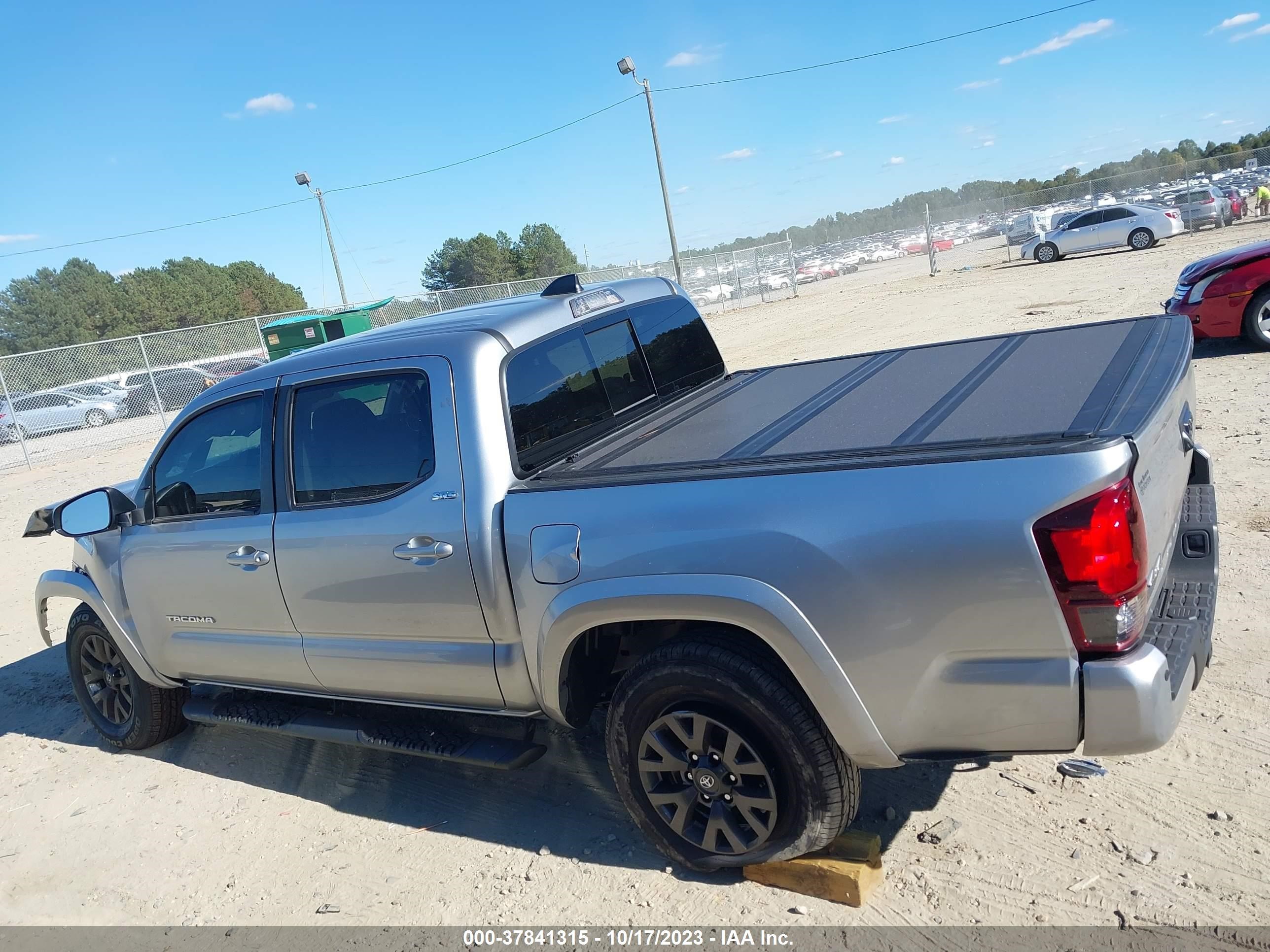 Photo 13 VIN: 3TMCZ5AN5PM563692 - TOYOTA TACOMA 