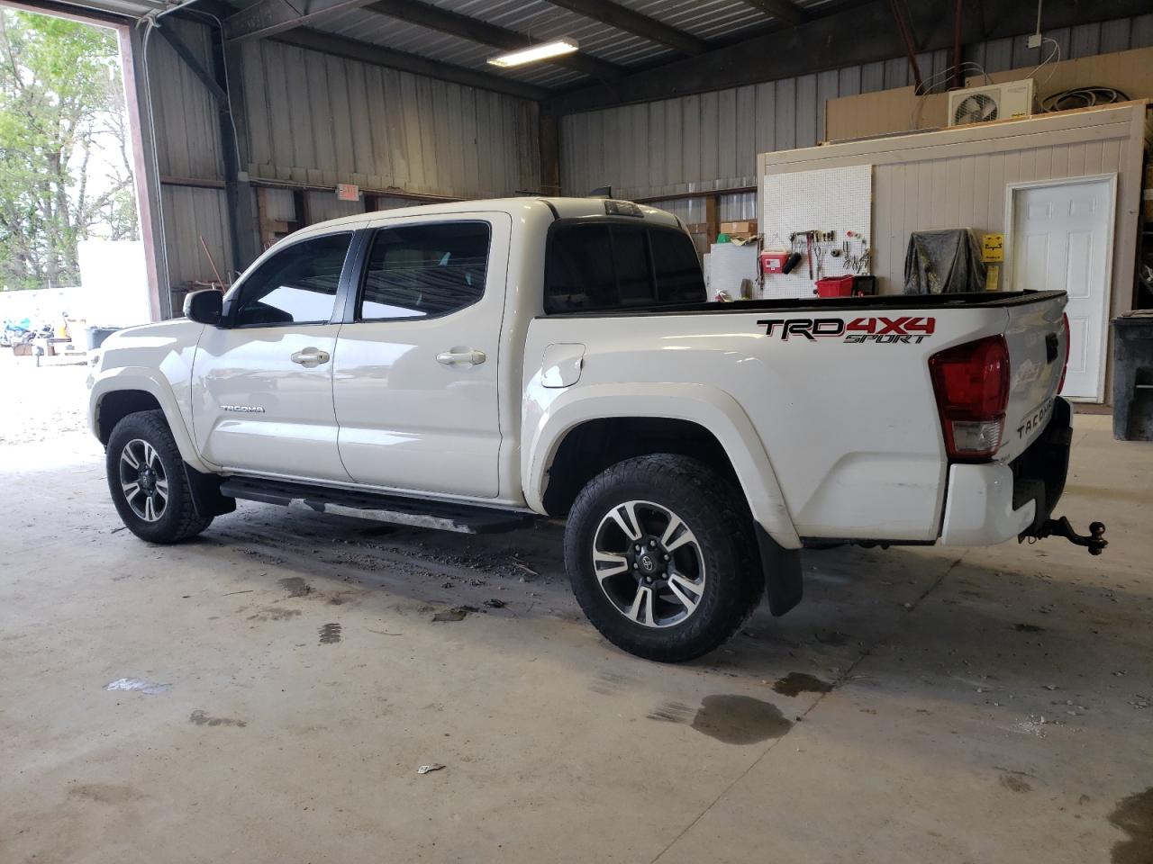 Photo 1 VIN: 3TMCZ5AN6GM037152 - TOYOTA TACOMA 