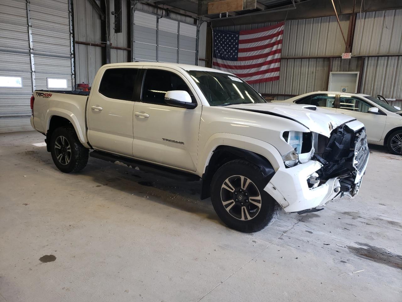 Photo 3 VIN: 3TMCZ5AN6GM037152 - TOYOTA TACOMA 