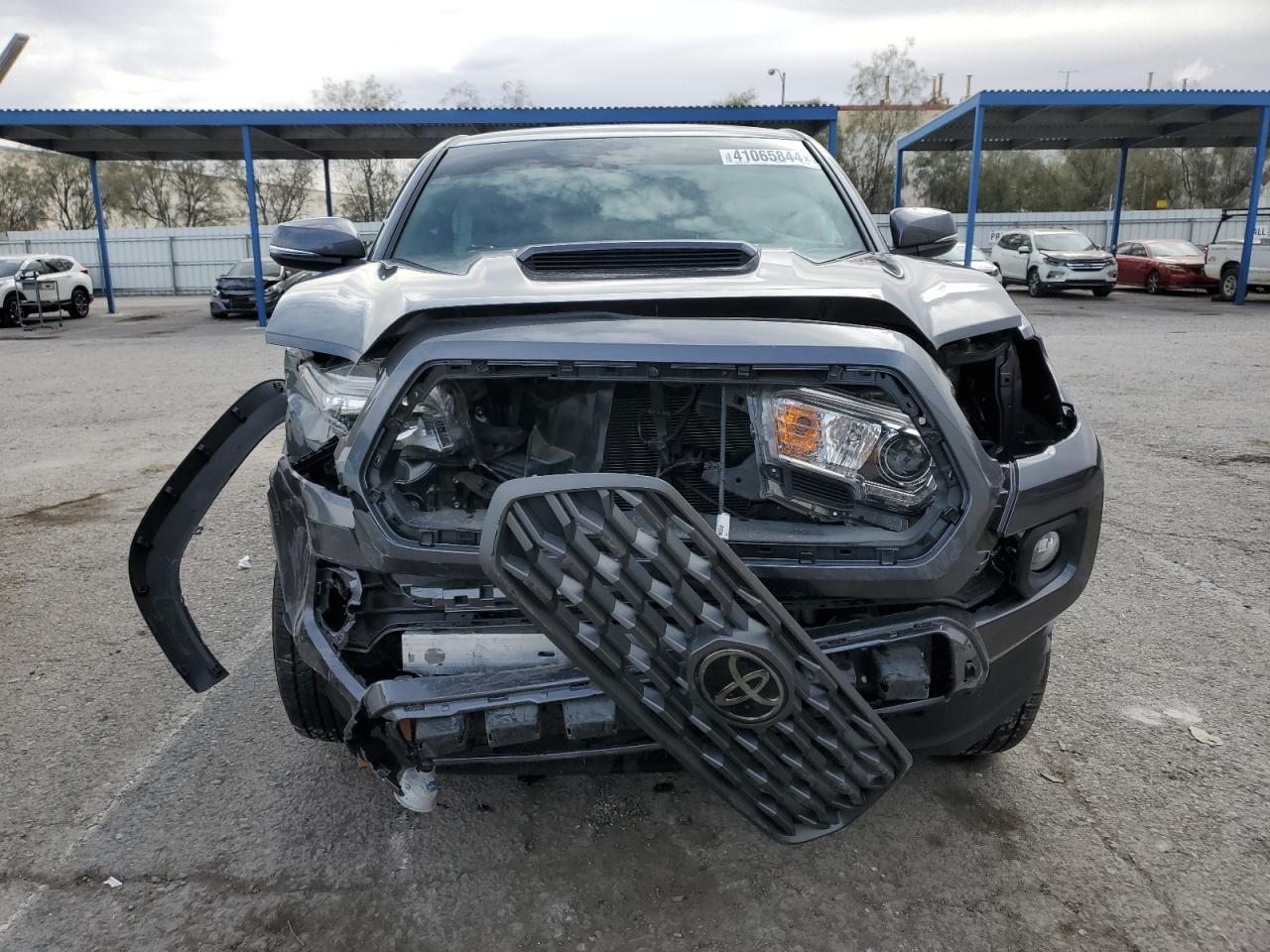 Photo 4 VIN: 3TMCZ5AN6MM406846 - TOYOTA TACOMA 