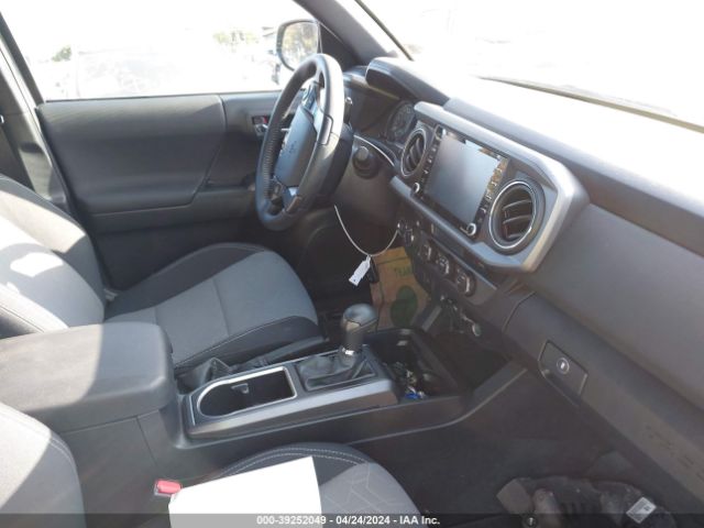 Photo 4 VIN: 3TMCZ5AN6PM561921 - TOYOTA TACOMA 