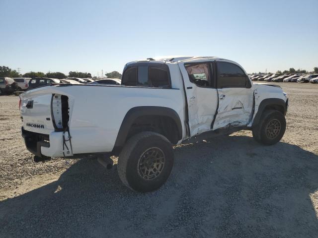 Photo 2 VIN: 3TMCZ5AN6PM575947 - TOYOTA TACOMA DOU 