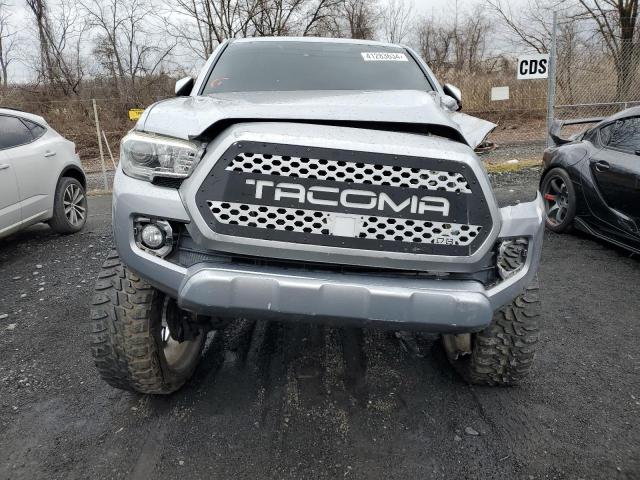 Photo 4 VIN: 3TMCZ5AN7JM146212 - TOYOTA TACOMA 