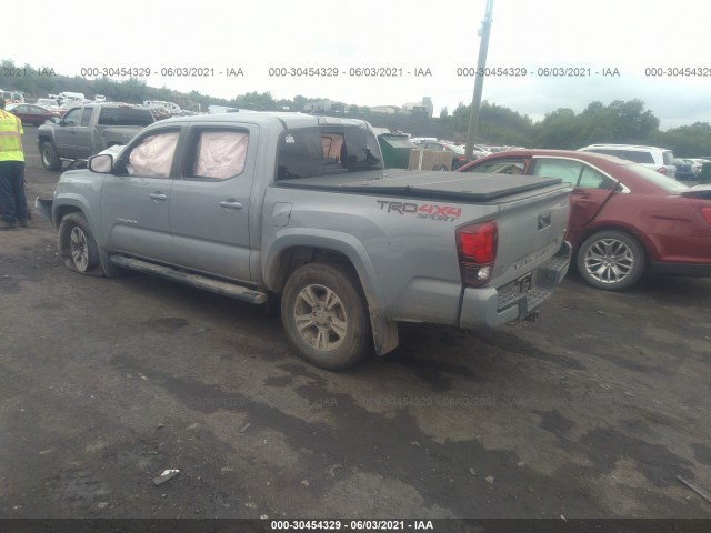 Photo 2 VIN: 3TMCZ5AN7JM182739 - TOYOTA TACOMA 