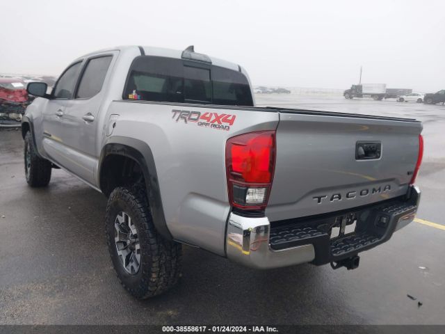 Photo 2 VIN: 3TMCZ5AN7KM238888 - TOYOTA TACOMA 