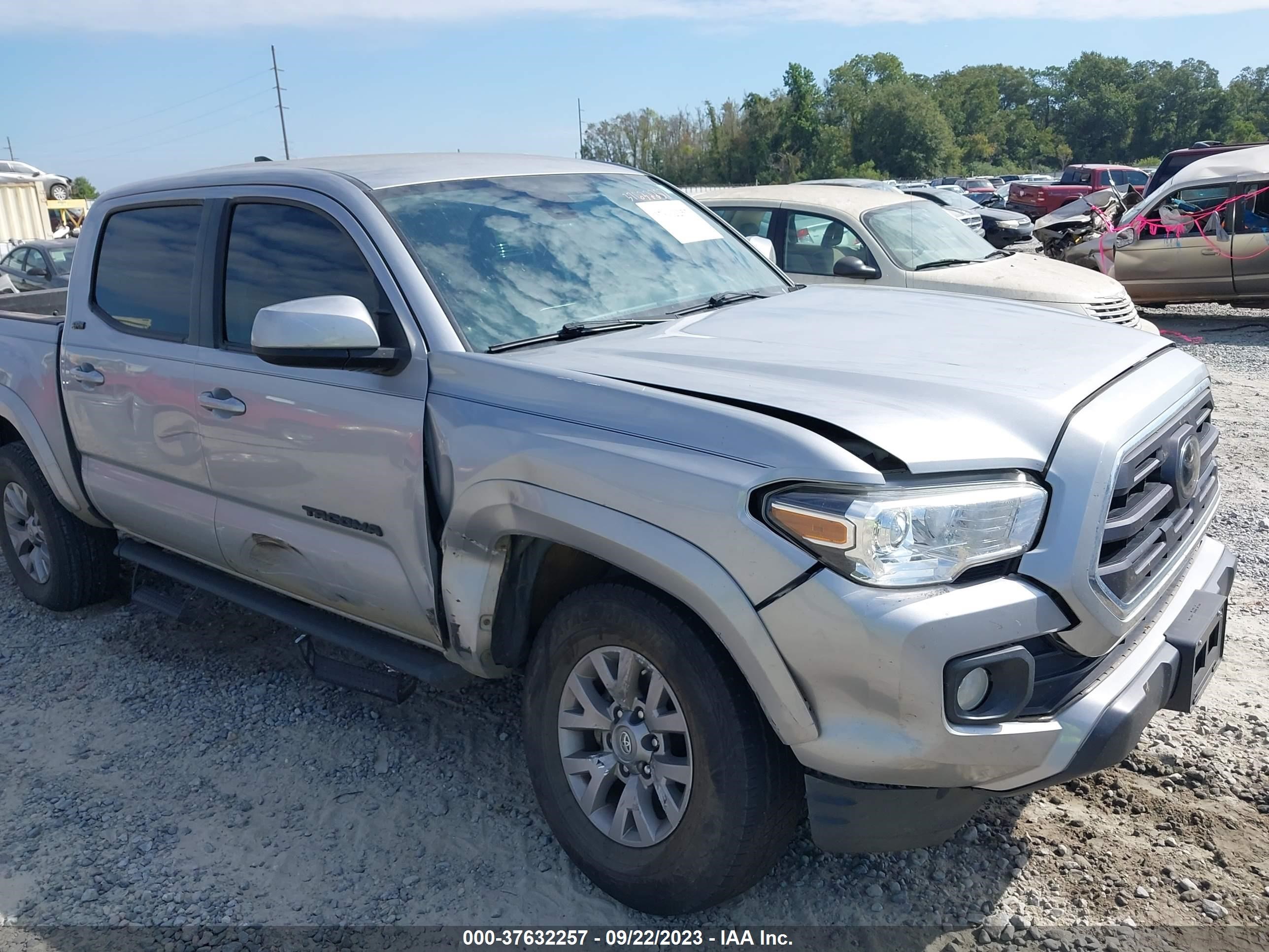 Photo 5 VIN: 3TMCZ5AN7KM247266 - TOYOTA TACOMA 