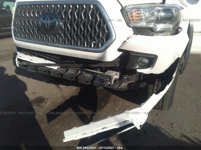 Photo 5 VIN: 3TMCZ5AN7KM268165 - TOYOTA TACOMA 4WD 