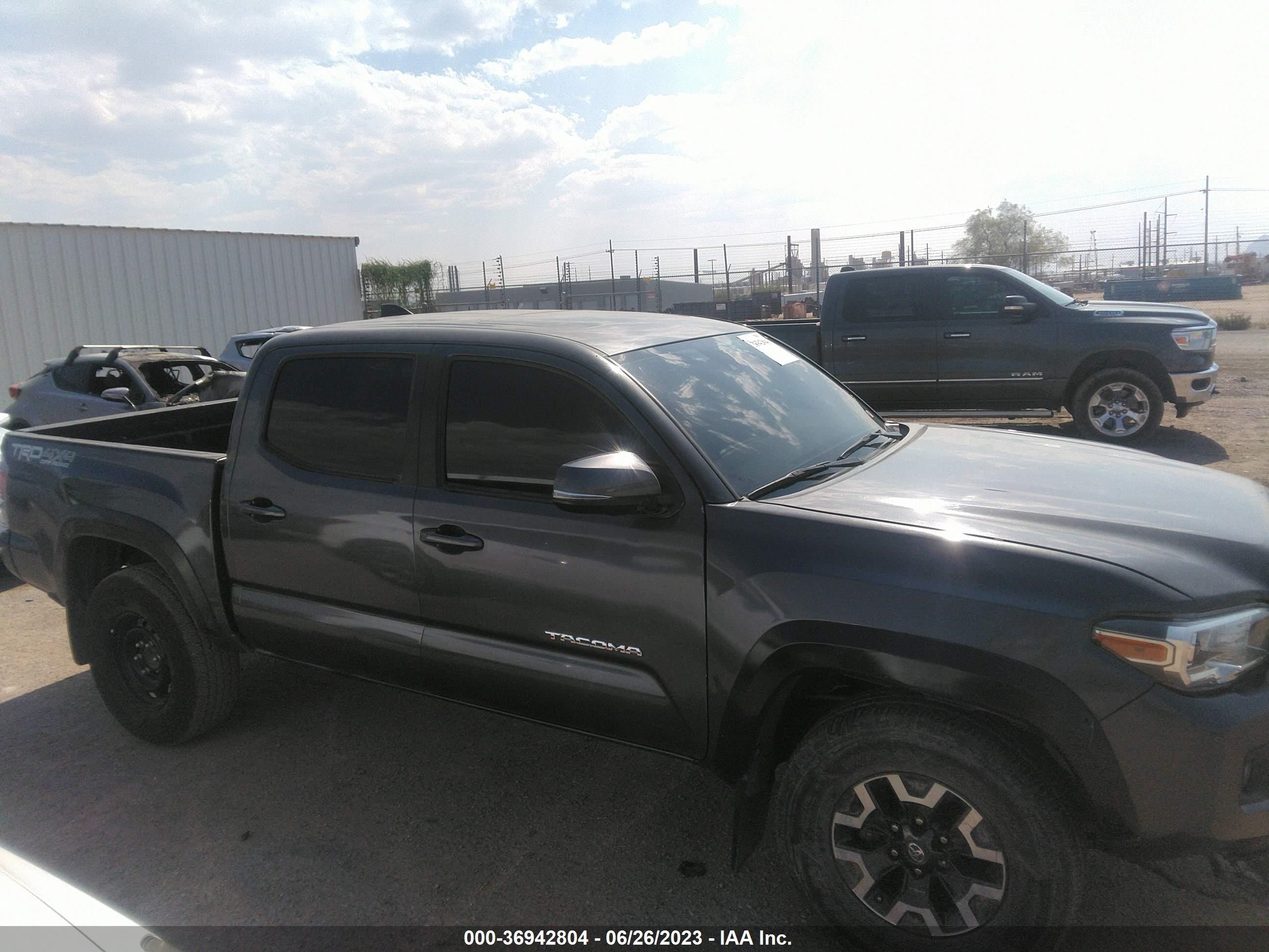 Photo 12 VIN: 3TMCZ5AN7NM470427 - TOYOTA TACOMA 