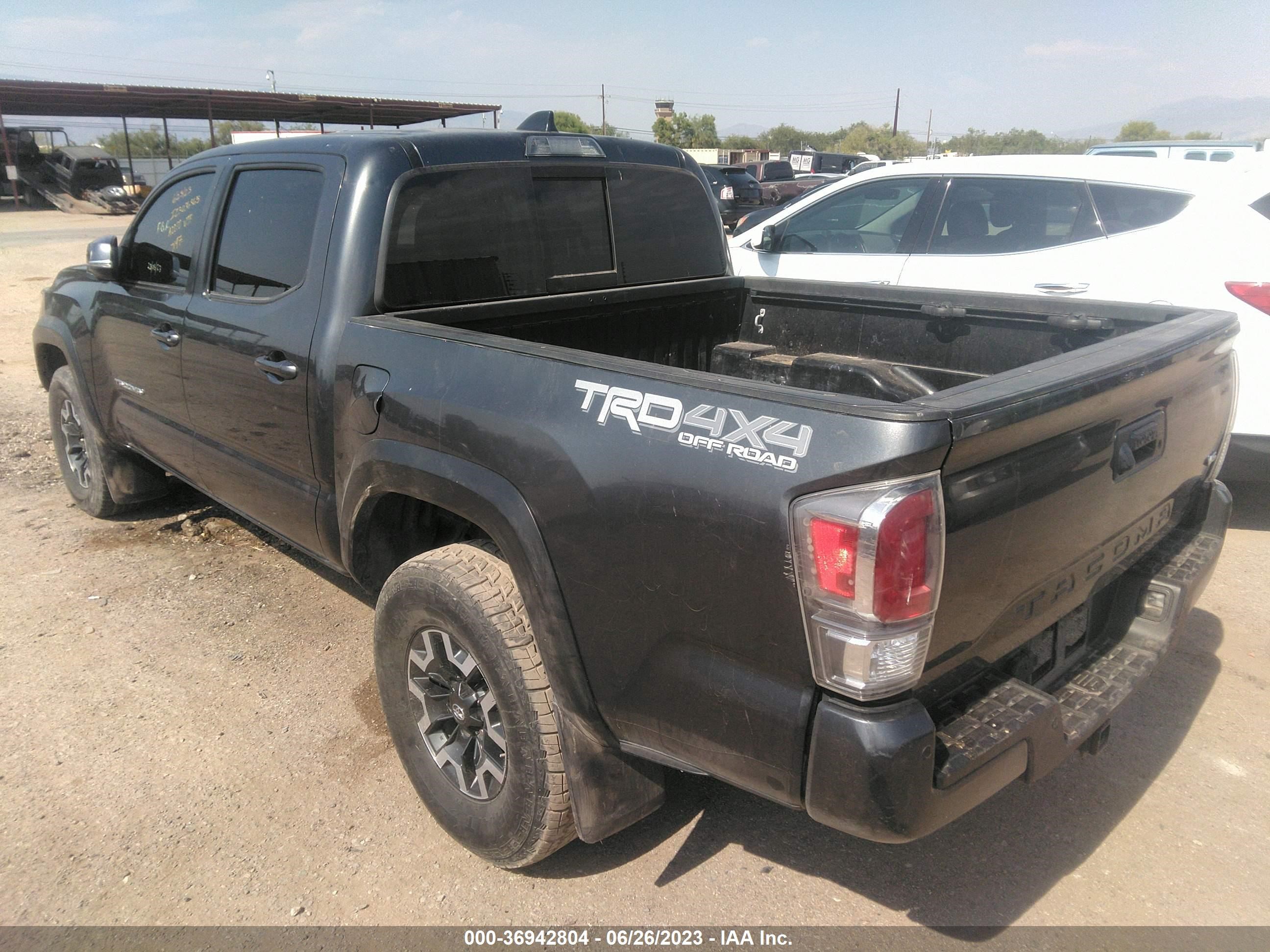 Photo 2 VIN: 3TMCZ5AN7NM470427 - TOYOTA TACOMA 