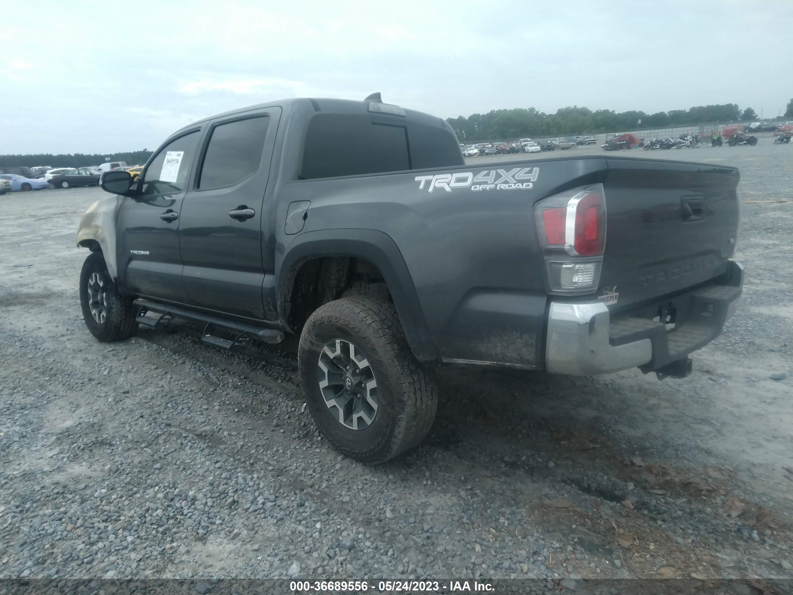 Photo 2 VIN: 3TMCZ5AN7NM532604 - TOYOTA TACOMA 