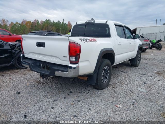 Photo 3 VIN: 3TMCZ5AN8JM168915 - TOYOTA TACOMA 