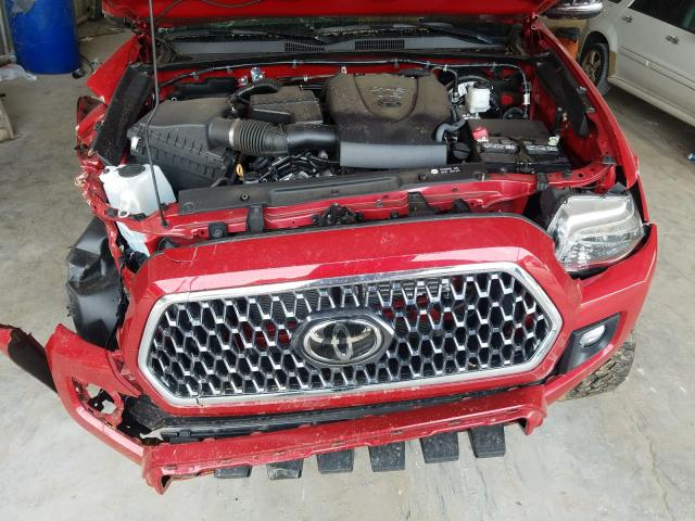 Photo 6 VIN: 3TMCZ5AN8KM256395 - TOYOTA TACOMA DOU 