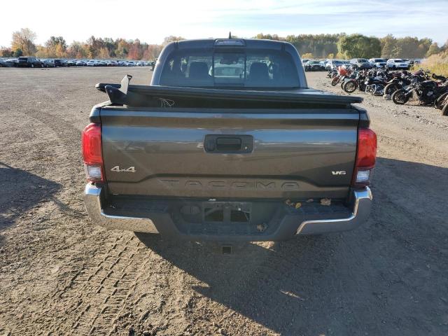 Photo 5 VIN: 3TMCZ5AN9JM140931 - TOYOTA TACOMA DOU 