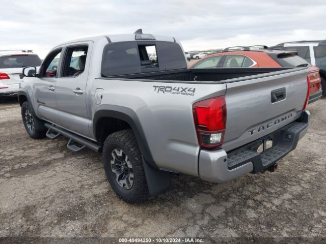 Photo 2 VIN: 3TMCZ5AN9JM174741 - TOYOTA TACOMA 