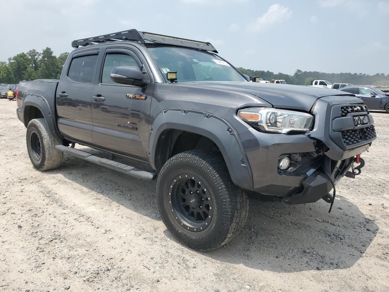 Photo 3 VIN: 3TMCZ5AN9JM186601 - TOYOTA TACOMA 