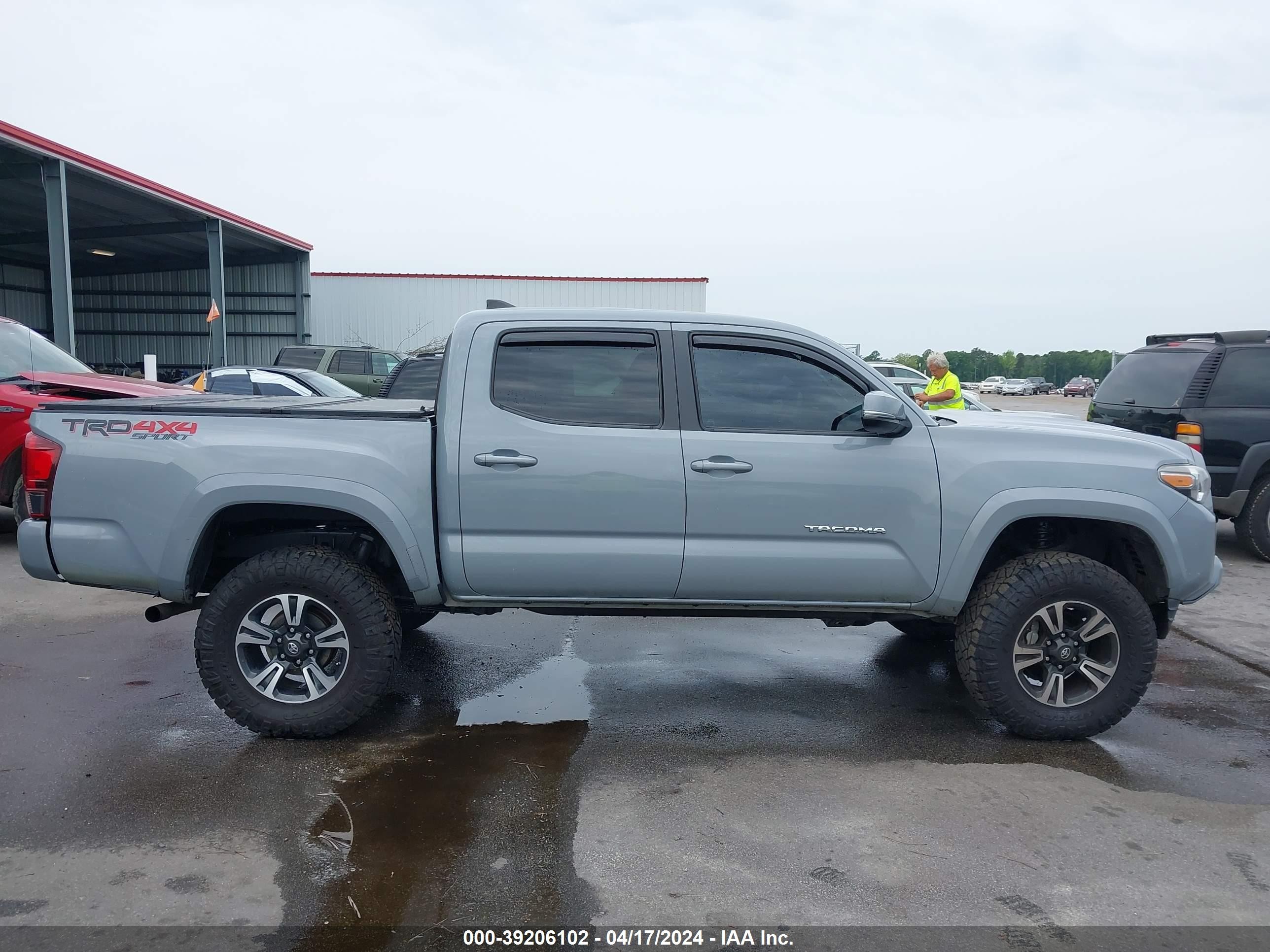 Photo 11 VIN: 3TMCZ5AN9KM192321 - TOYOTA TACOMA 